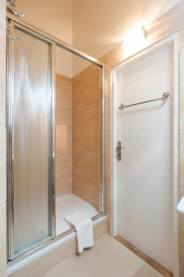 Apartment Cozy Private In The City Center Prag